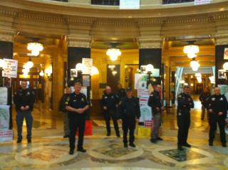 Police officers ring the Capitol rotunda (photo by Jonathan Rosenblum)