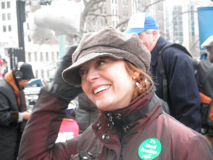 Susan Sarandon at labor rally, March 12, 2011