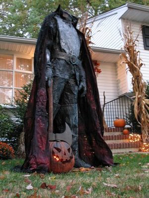 Headless Horseman in yard